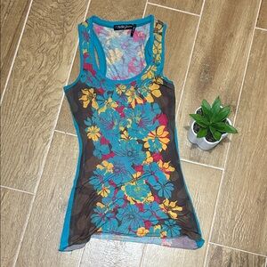 GUESS 💖 Adorable tank top